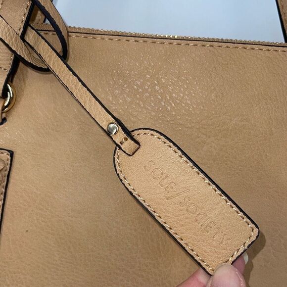 SOLE SOCIETY WOMEN'S DESTIN‎ CROSSBODY BAG 2 VEGAN STUDDED WHIPSTICH CAMEL VEGAN - Picture 5 of 10